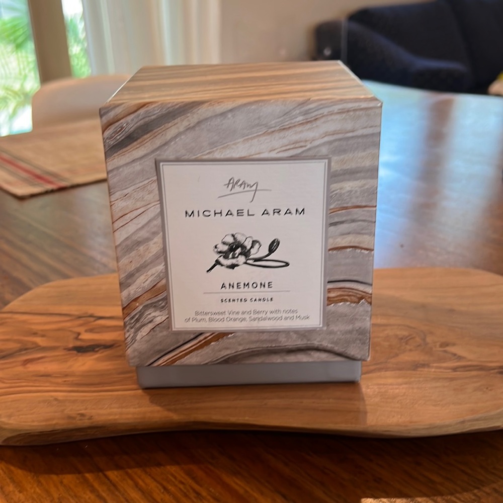Michael Aram Anemone scented candle